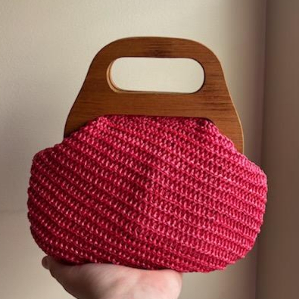 Pink 1950s Bermuda Style Straw Purse